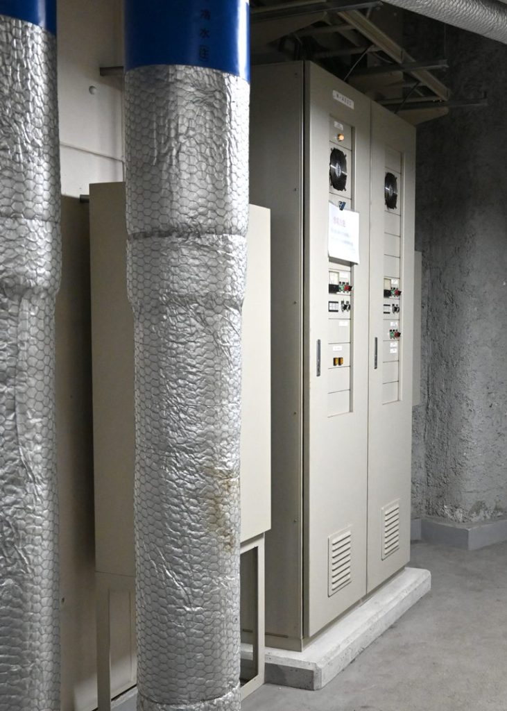 阪急阪神不動産が管理する施設に取り付けられたIoT電力センサ